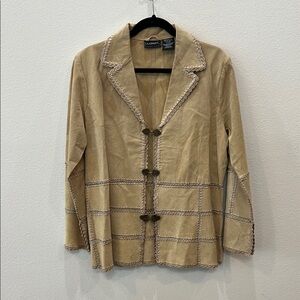 Women’s Outbrook Suade Jacket. With a “Boho and Western Vibe” 
Hook &Eye Closure